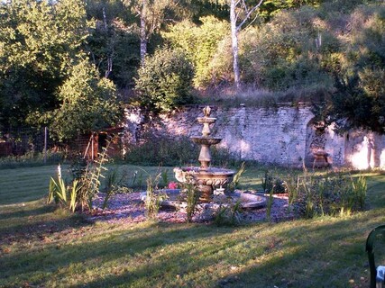 Brunnen im Park